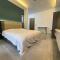 Melaka Imperio Residence with Wifi and PoolSeaview - ميلاكا