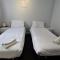 Blueville House, Bluewater, 4 Bedroom Houses, Greenhithe, Dartford, Kent-Hosted by Castile Accommodations Ltd