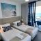 Level 30 Oracle Tower 2 Stunning views and free parking - GC Getaways