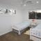 Lindyloo 13 Binda St, Hawks Nest