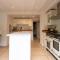 Pass the Keys Delightful 4 bedroom Cotswold character cottage - 切尔滕纳姆