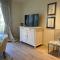 Walcot Yard with parking, Bath Keys