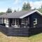 8 person holiday home in Ålbæk-By Traum