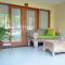 Inna Sindhu Beach Hotel & Resort Inna Sindhu Beach Hotel & Resort