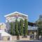 Kristi apartment complex near the sandy beach - by TA Leut Agency