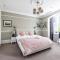 Dream House London with gym, cinema and housekeeper