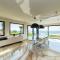 Villa Sabrina Riviera dei Fiori a Picco sul Mare con Piscina Privata ,WELLNESS & SPA