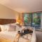 Foto: Greystone Lodge by Whistler Accommodation 55/122