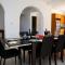 VILLA LAMBRIANA