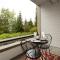 Foto: Greystone Lodge by Whistler Accommodation 64/122