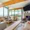 Longa House