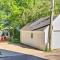 Elegant Home with Deck, 5 Blocks to Mayo Clinic