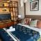 Timur Bay by Dream View Studio