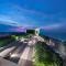 The Base Central Pattaya - A Luxury Condo by Peter - باتايا سنترال