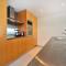 QV Modern Apt in CBD w Carpark-868 - Auckland