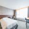 Hotel With City