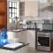 Cheerful 4-bedroom with pool