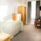 The Cumberland Hotel