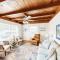 Ginnys Coastal Cottage
