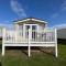 Fulmar 16, Scratby - California Cliffs, Parkdean, sleeps 6, pet friendly - 2 minutes from the beach! - Scratby