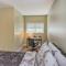about 2 Mi to Downtown - Cozy Cleveland Unit