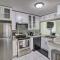 Cozy Key West Beach Cottage: Walk to Beaches!