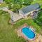 Unique, All-Encompassing Family Farmstead! - Monticello