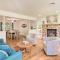 Hot Tub and Deck Gorgeous Retreat in Pocono Summit!