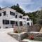 Eri Rooms to Let - Raches