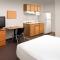 Extended Stay America Select Suites - Kalamazoo - West