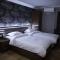 Opera Avenue Hotel