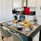 LA FREGATE Maison avec piscine/parking/wifi/plages 5kms - 莱马特