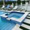 Luxury Studio Rooftop Pool n View unit #4