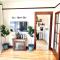 Private cozy studio, peek a boo ocean view for 2 - Long Beach