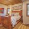 Aspencliffe Home - Peaceful - Spacious - Hot Tub