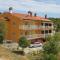 Apartments with a parking space Trget, Rasa - 7687 - Trget