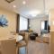Silver Crown Hotel & Residence, Palace Quarter