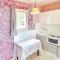 Hersonisos - Sleeps 15 - Parking - Pool - Garden