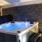 Maison avec piscine, jacuzzi et sauna privatifs - Mas de Nebbas