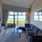 Beachfront 3-bedroom with Robben Island views - 开普敦
