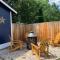 The Cottage! Chic Bungalow near Old Town Square!