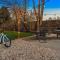 Ultimate Chill Zone, BBQ, Bikes, Pet Friendly!!