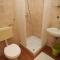 Rooms by the sea Pasman - 8223