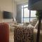 Hill10 Residence, I-City (above DoubleTree Hotel) - 莎阿南