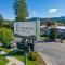 Evergreen Motel