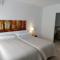Hostal Las Encinas - 比利亚维西奥萨-德奥东