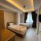 Grand Black Hotel