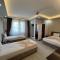 Grand Black Hotel