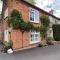 Ferryman`s Cottage at The Beetle & Wedge - Moulsford