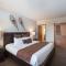 Recently remodeled third floor Zephyr Mountain Lodge condo with trail view condo - Винтер-Парк